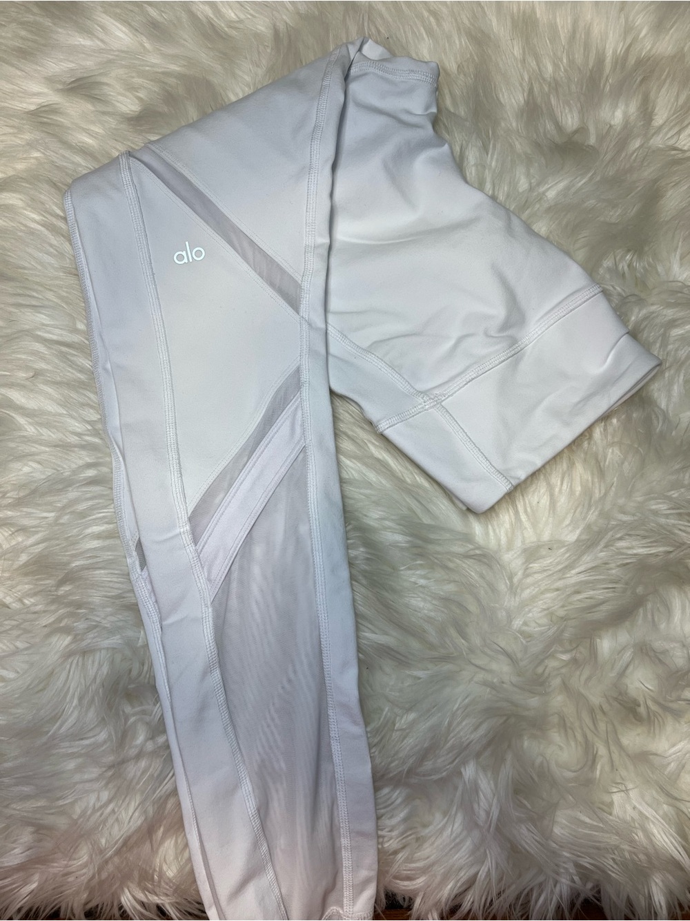 Alo leggings mesh designs